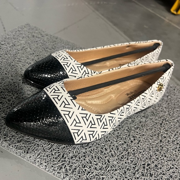 Lady shoes - Picture 3 of 6